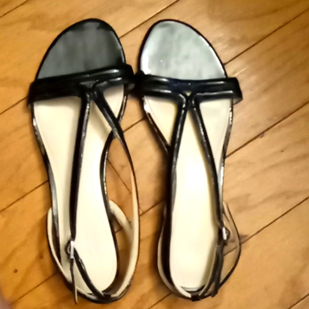 Sandles